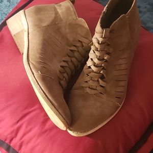 Miim 8.5 Heeled Ankle Boot Shade of Purple